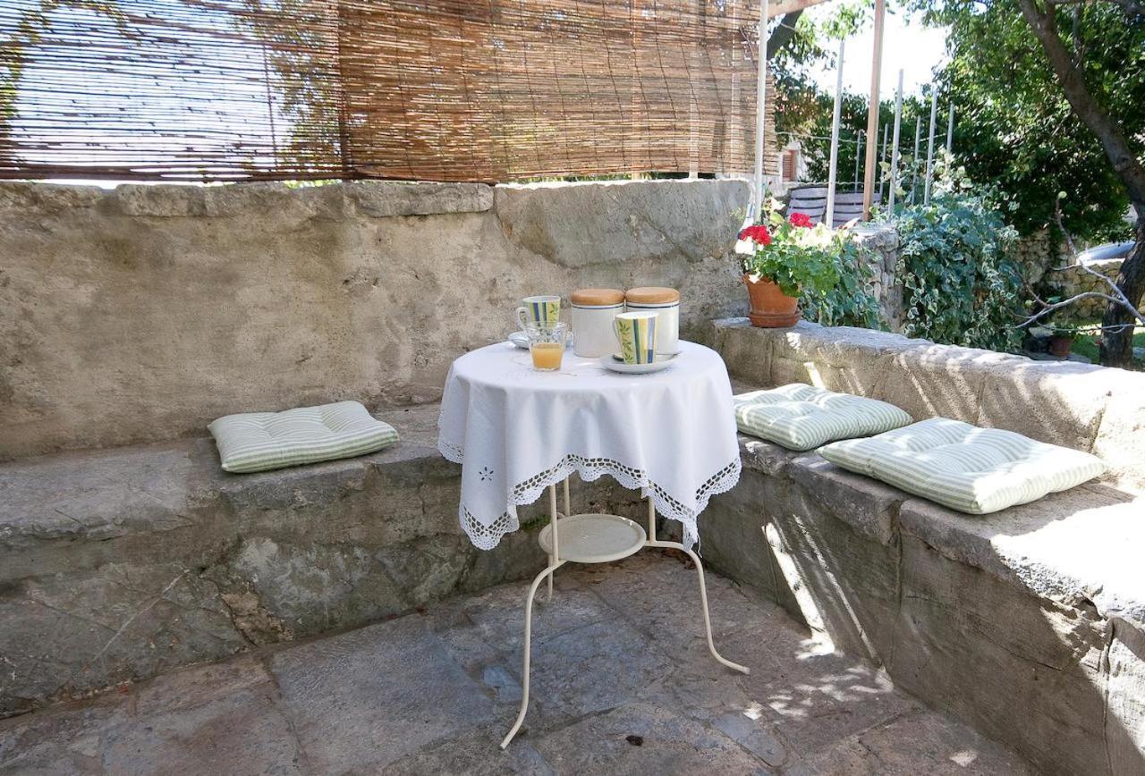 Maja Stone House Villa Kornic Bagian luar foto