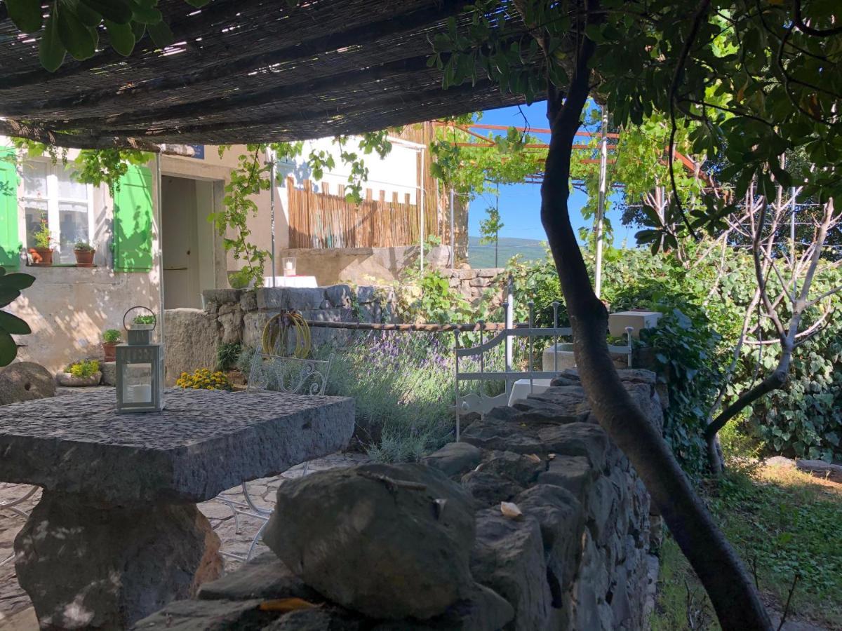 Maja Stone House Villa Kornic Bagian luar foto